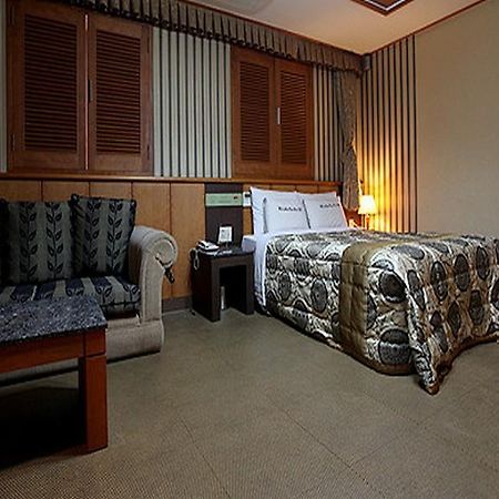 Rampart Hotel Suwon Eksteriør bilde